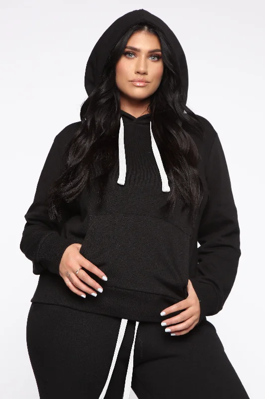 Relaxed Vibe Solid Hoodie - Black