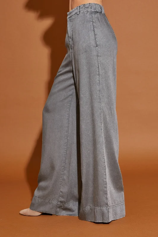 Shadow Dancing Elastic Wide Leg Pant